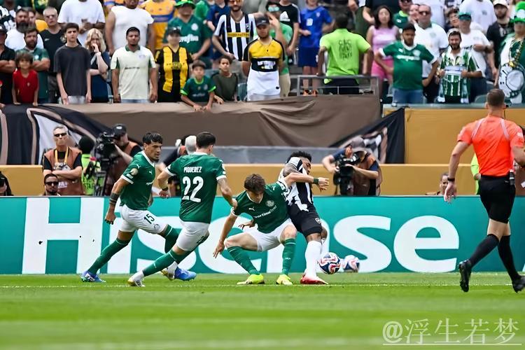 众星云集！世俱杯“死亡陷阱”：6大豪门争锋，梅西陷入强敌环伺之地